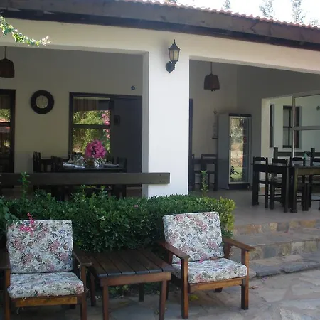 Salkim Alojamento de Acomodação e Pequeno-almoço Ekincik